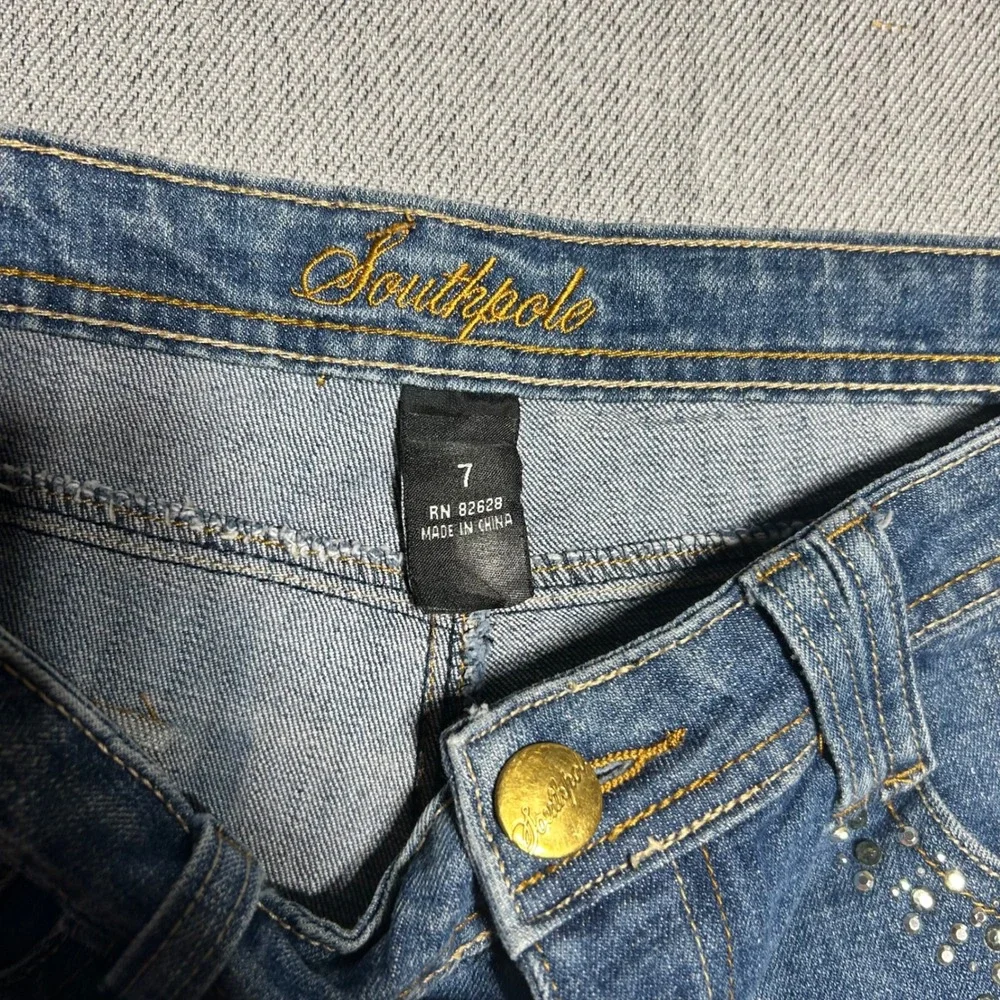 Southpole Womens‎ Rhinestone Embellished Denim Shorts Size 7 Blue Cut Off Y2K